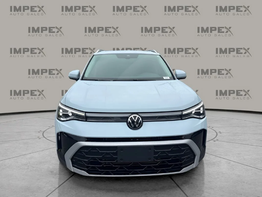 Used 2025 Gray Volkswagen 1.5T SEL image 8