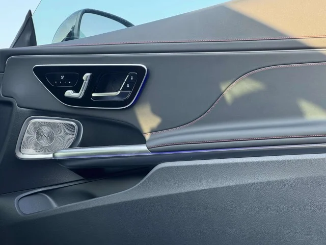 New 2026 MANUFAKTUR exclusive graphite grey magno Mercedes-Benz AMG® CLE 53 4MATIC+ Coupe image 20