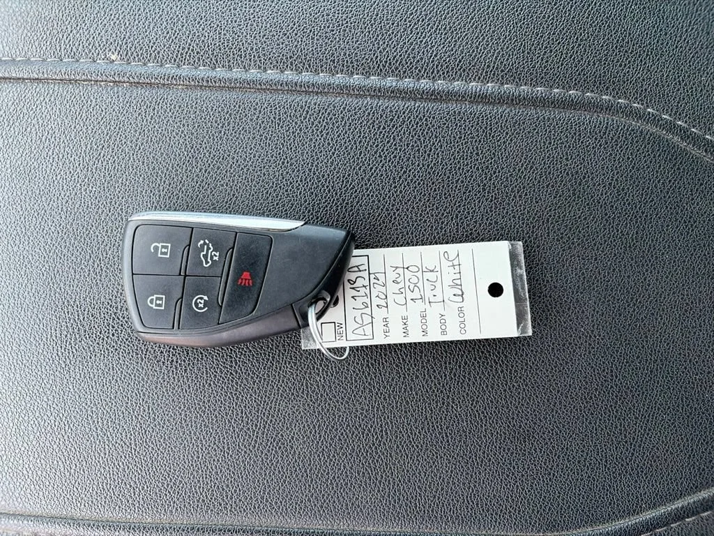 Used 2024 Summit White Chevrolet RST image 19