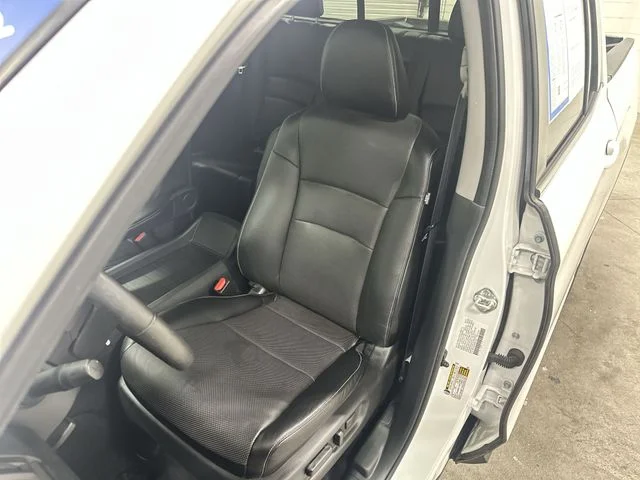 Certified Used 2023 Platinum White Pearl Honda RTL image 13