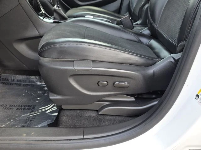 Certified Used 2019 Summit White Buick Preferred image 13