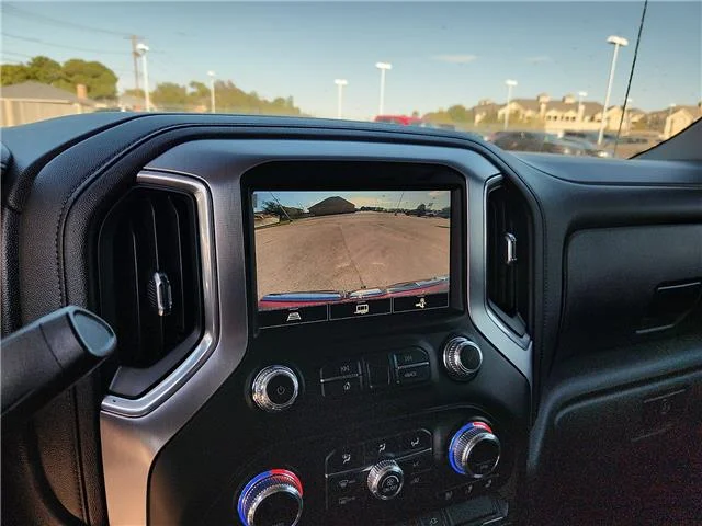 Used 2022 Cardinal Red GMC SLT 4x2 Crew Cab 5.75 ft. box 147.4 in. WB image 17
