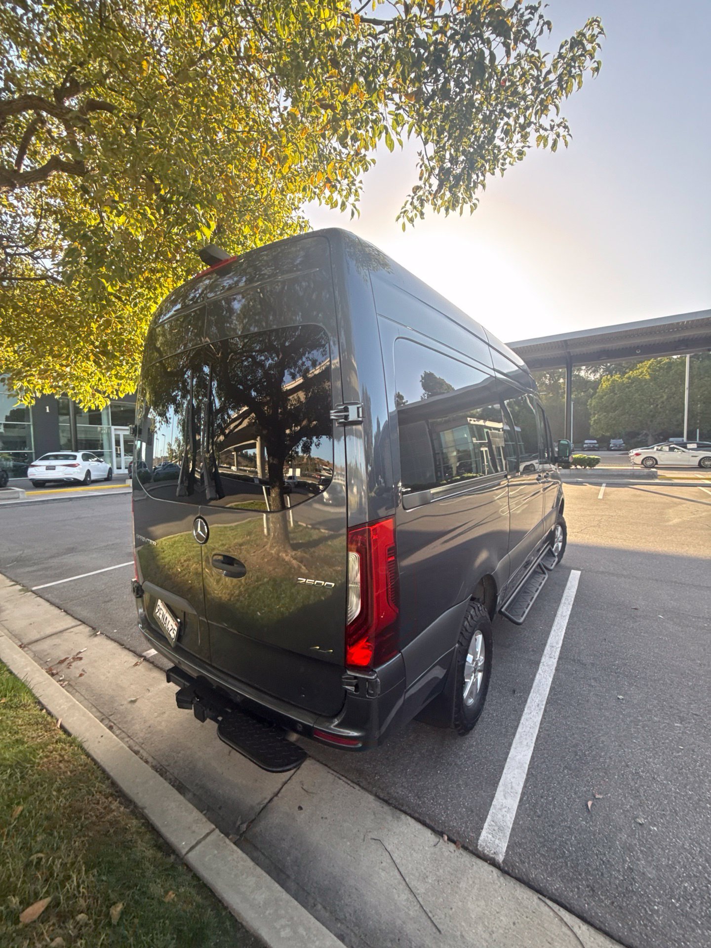 Used 2022  Mercedes-Benz Passenger 144 WB image 6
