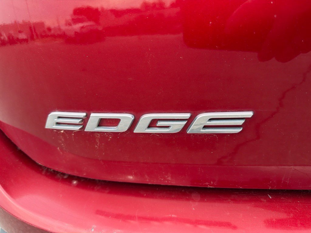 Used 2016 Ruby Red Metallic Ford Titanium image 12