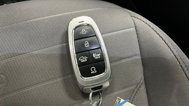Used 2022 Hampton Gray Hyundai SEL Premium image 21