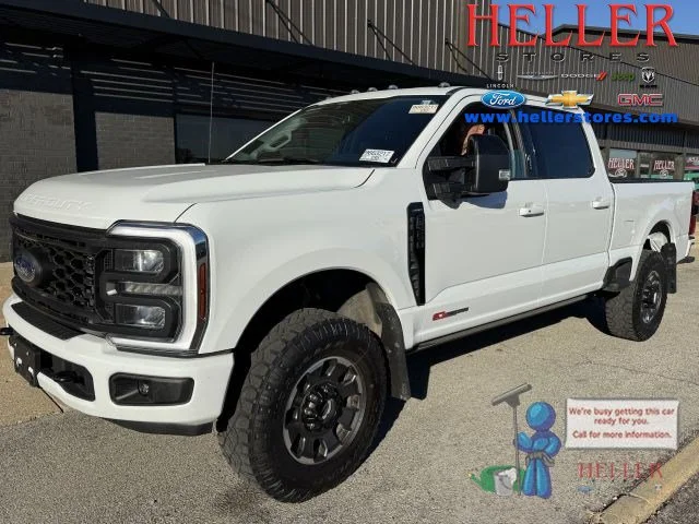 Used 2024 Oxford White Clearcoat Ford LARIAT image 1