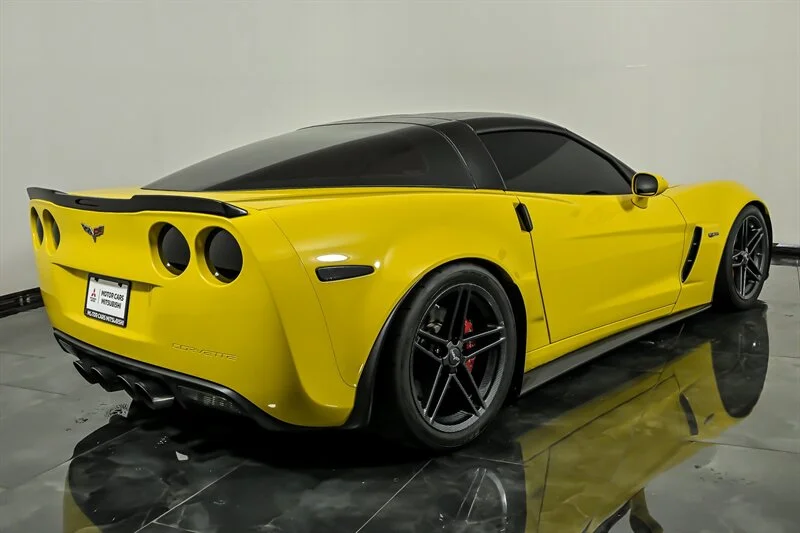 Used 2006 Velocity Yellow Tintcoat Chevrolet Z06 image 9