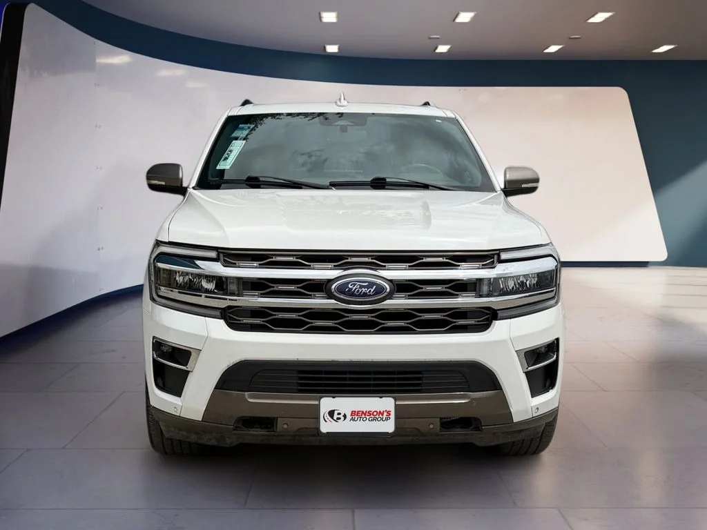 Used 2022 White Ford King Ranch image 8