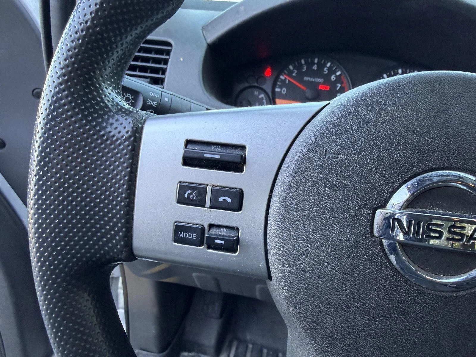 Used 2019 Brilliant Silver Metallic Nissan SV image 8