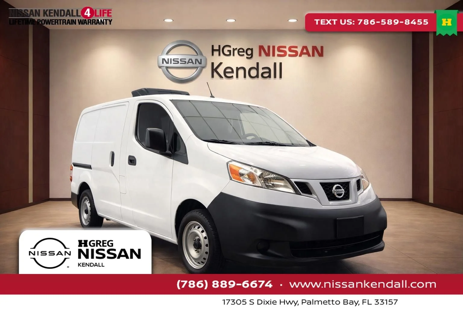 2018 Nissan NV200 S's photo