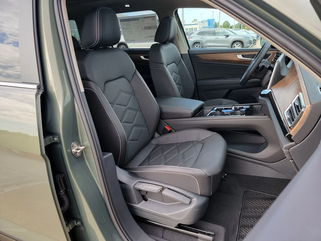 2026 Volkswagen Atlas SE w/Tech - Photo 12