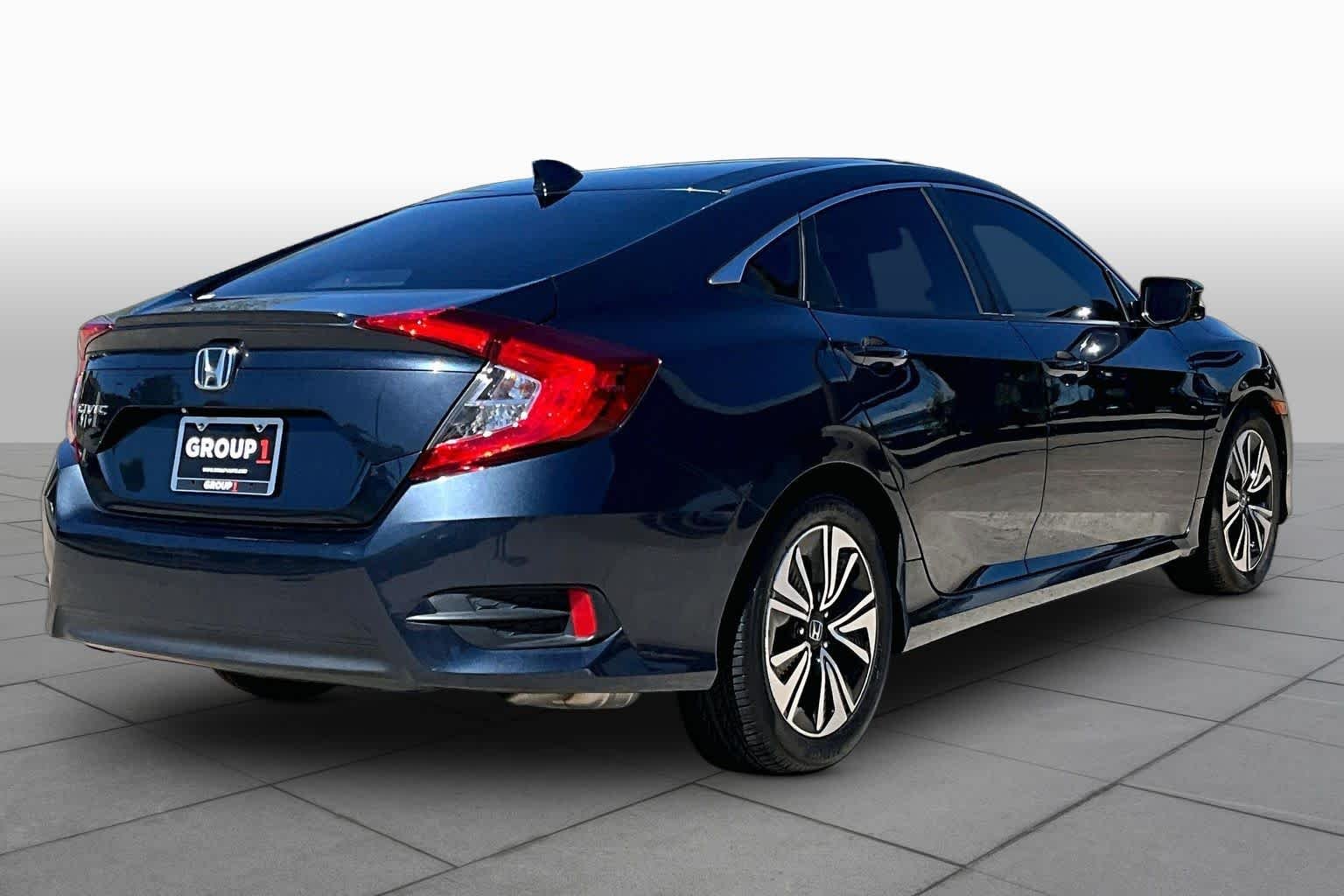 Used 2017 Cosmic Blue Metallic Honda EX-L image 12