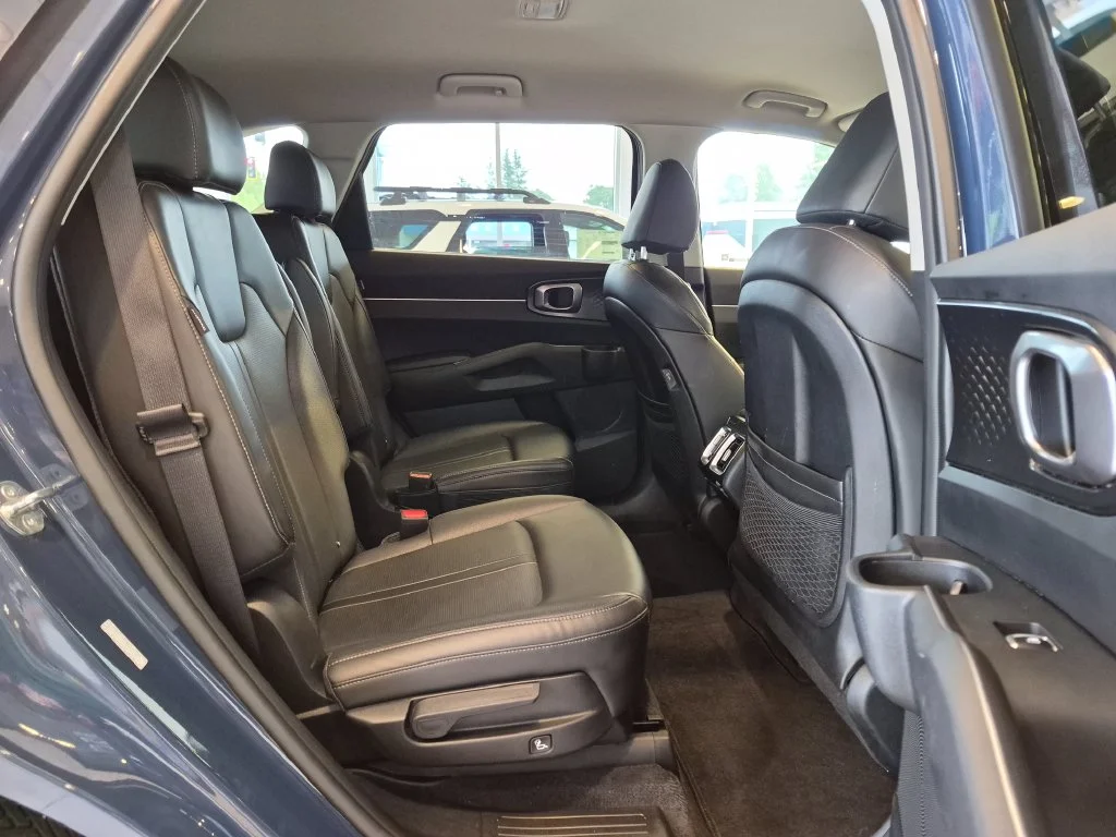 Used 2025 Blue Kia EX image 26