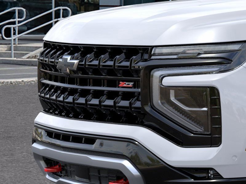 New 2026 Summit White Chevrolet Z71 image 13