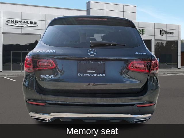 Used 2022 Gray Mercedes-Benz GLC 300 image 4