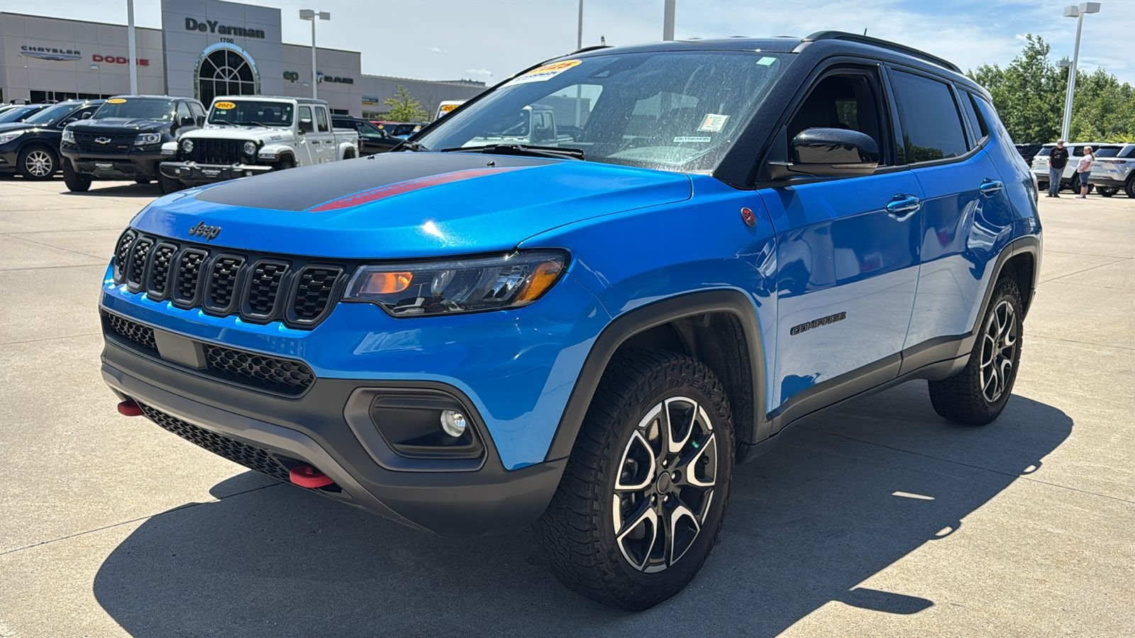Certified Used 2025 Blue Jeep Trailhawk image 5