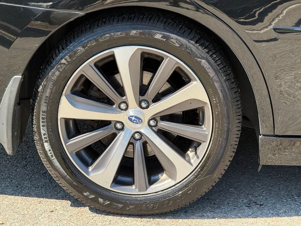 Used 2019 Black Subaru 2.5i image 12