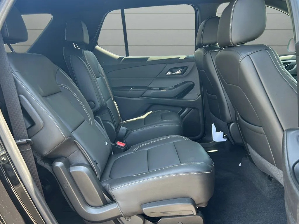 Used 2023 Black Chevrolet LT Leather image 13