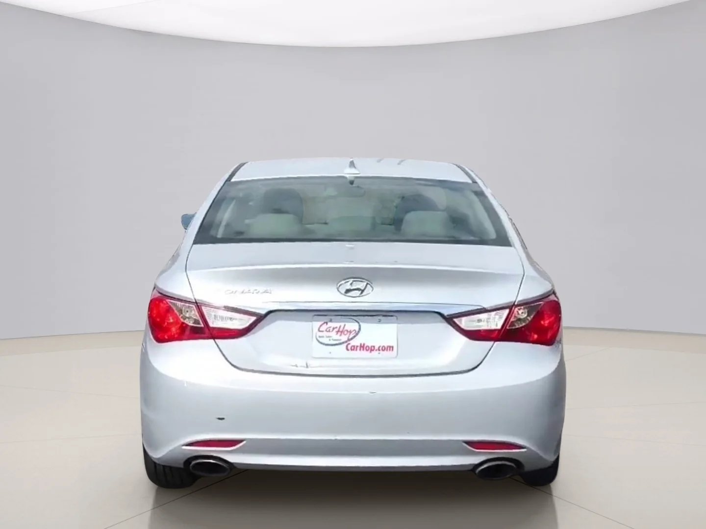 Used 2011 Silver Hyundai LIMITED image 4