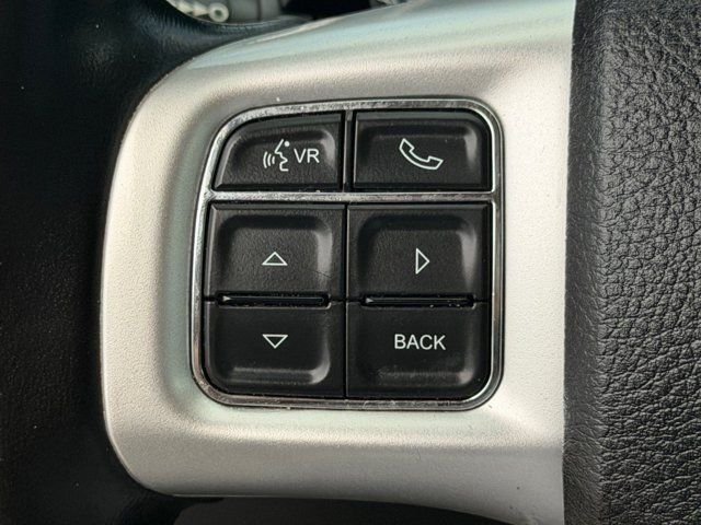Used 2020 Gray Dodge SE image 28