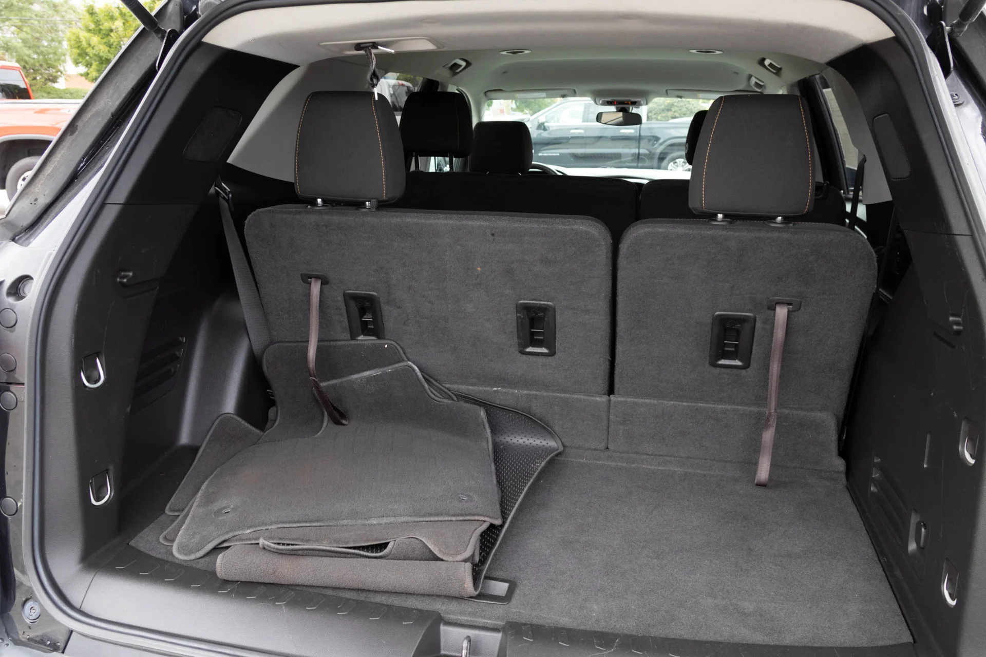 Used 2019 MOSAIC BLACK METALLIC Chevrolet LS image 37