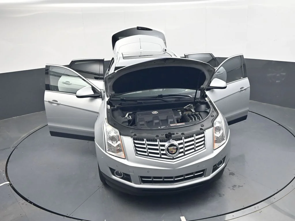 Used 2015 Radiant Silver Metallic Cadillac Performance image 33