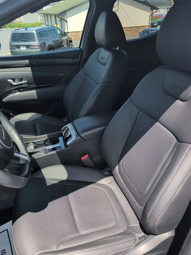 Certified Used 2025 White Hyundai XRT image 10