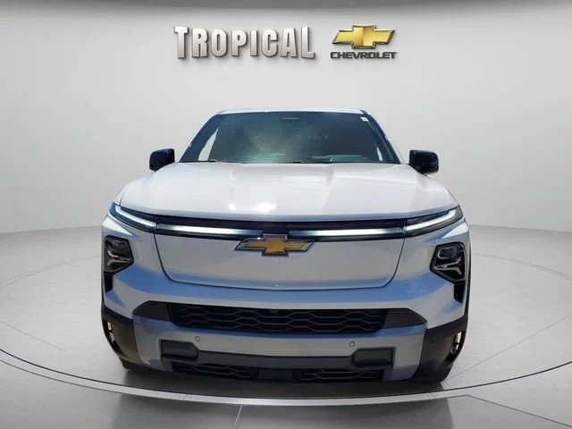 New 2026 Summit White Chevrolet LT - Extended Range image 8