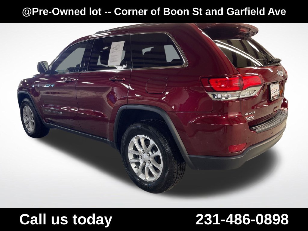 Used 2021 Red Jeep Laredo E image 3