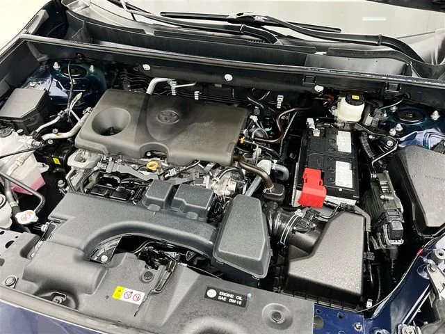 2024 Toyota RAV4 XLE - Photo 37