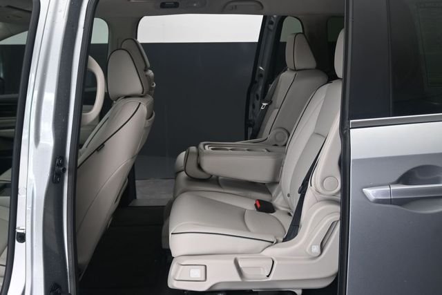 2026 Honda Odyssey Touring - Photo 16