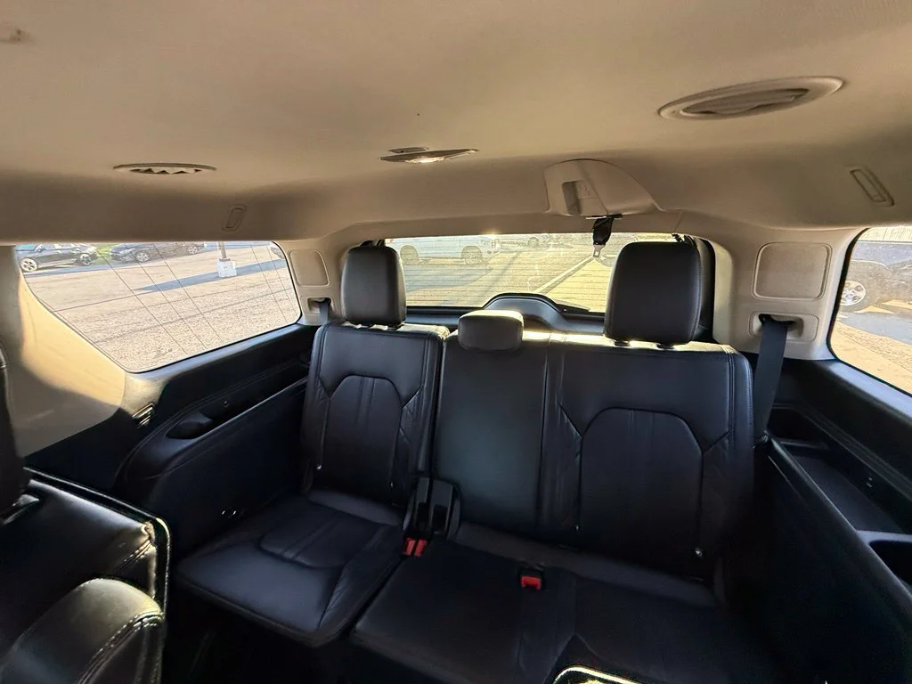Used 2021 Black Ford Platinum image 26