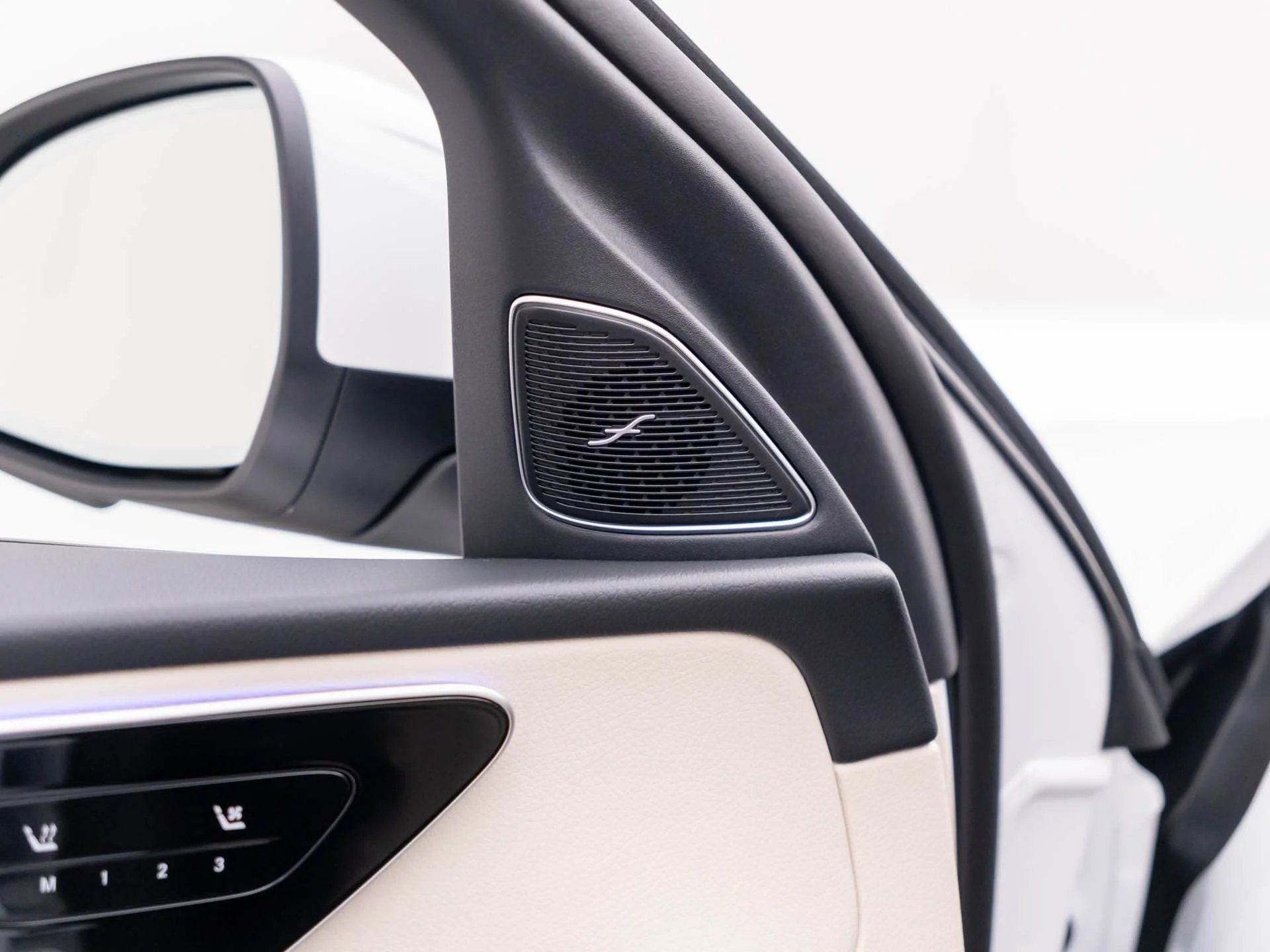 New 2026 White Mercedes-Benz C 300 image 17