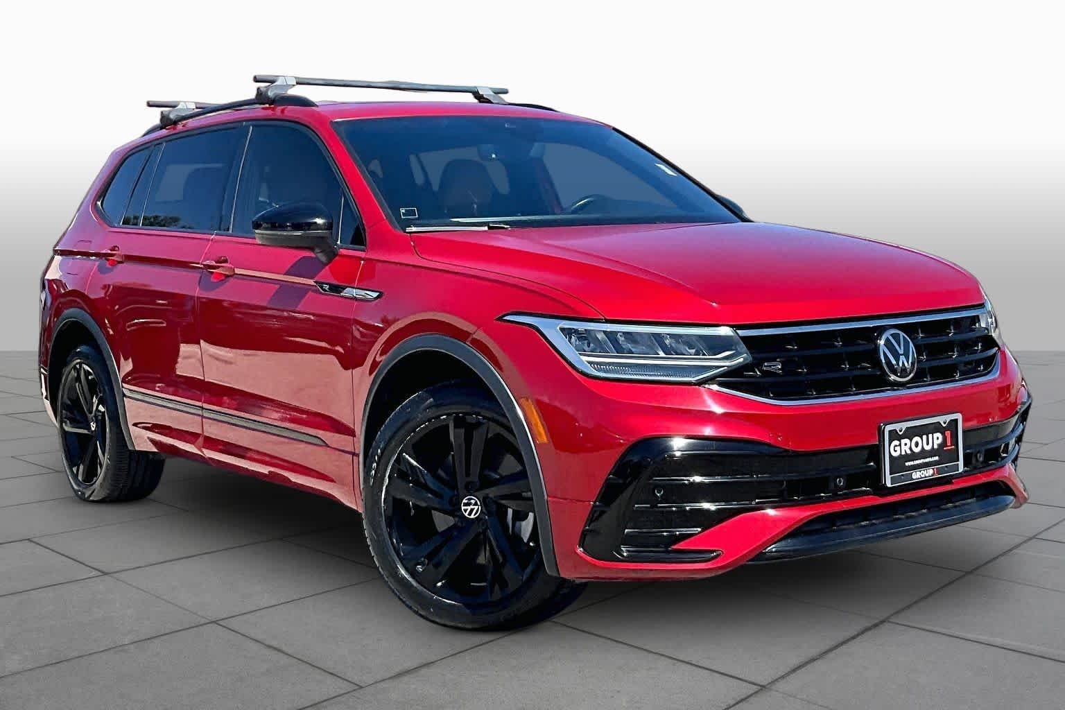 Used 2024 Kings Red Metallic Volkswagen SE R-Line Black image 3