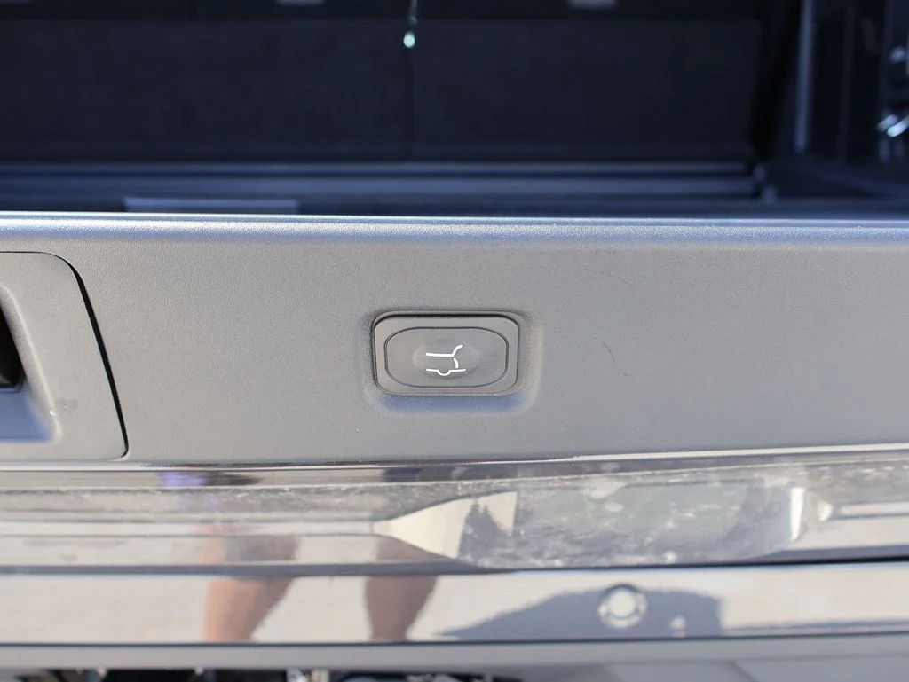 New 2026 Dark Matter Gray Metallic Ford Tremor® image 18