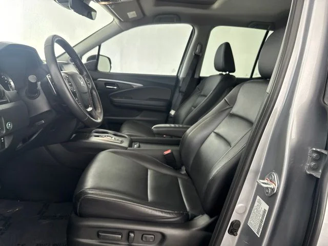 Used 2023 Silver Honda RTL-E image 27