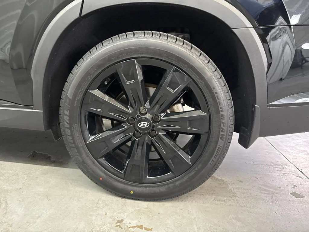 Used 2023 Abyss Black Hyundai XRT image 27