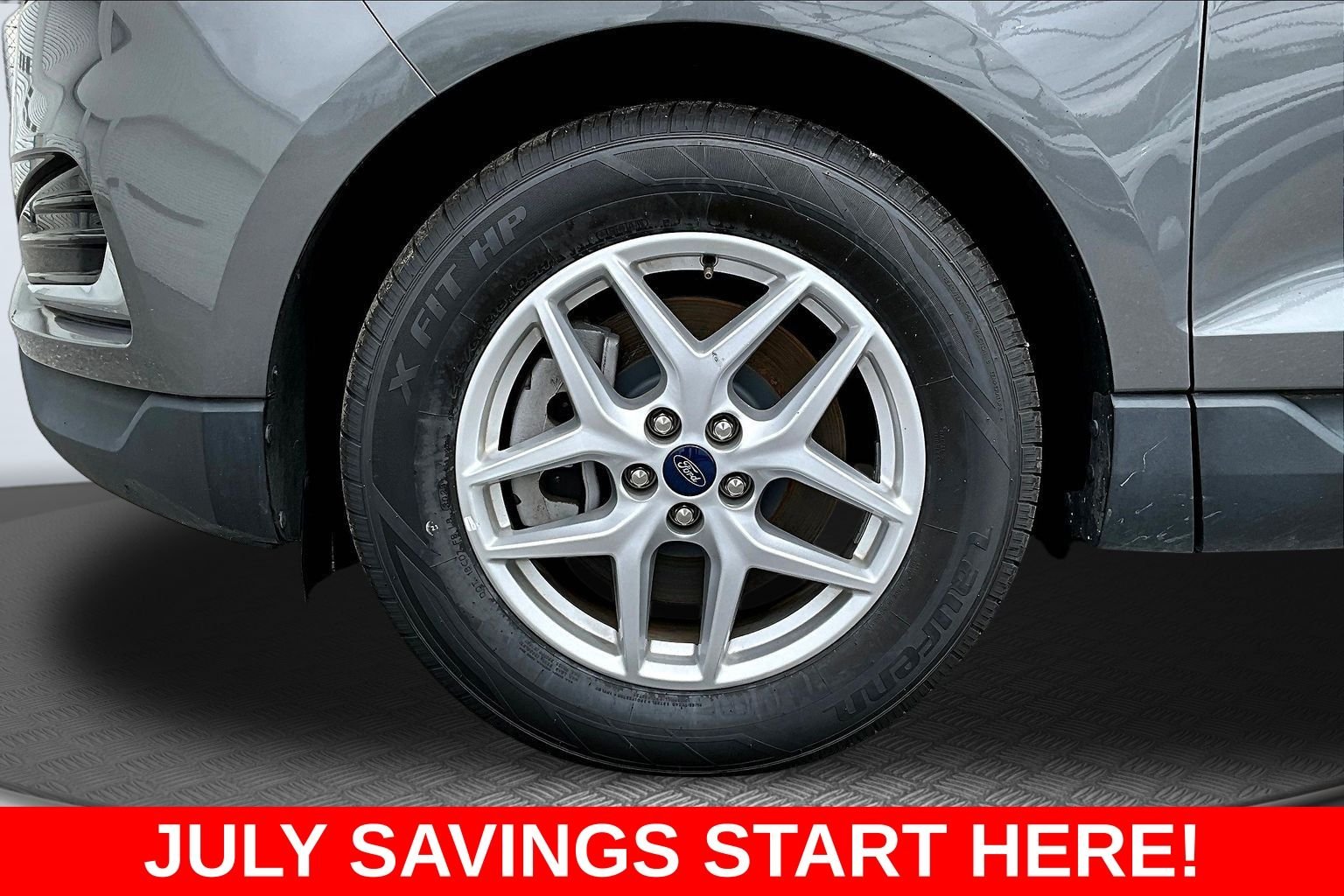 Used 2023 Gray Ford SEL image 38