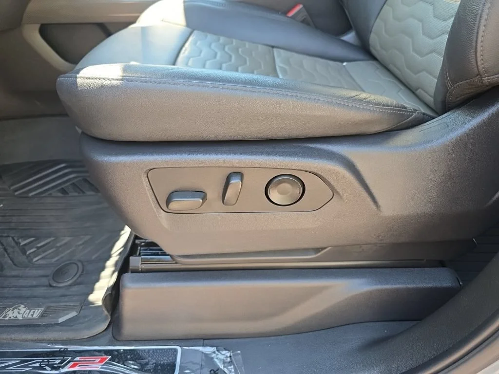 Certified Used 2024 Slate Gray Metallic Chevrolet ZR2 image 15