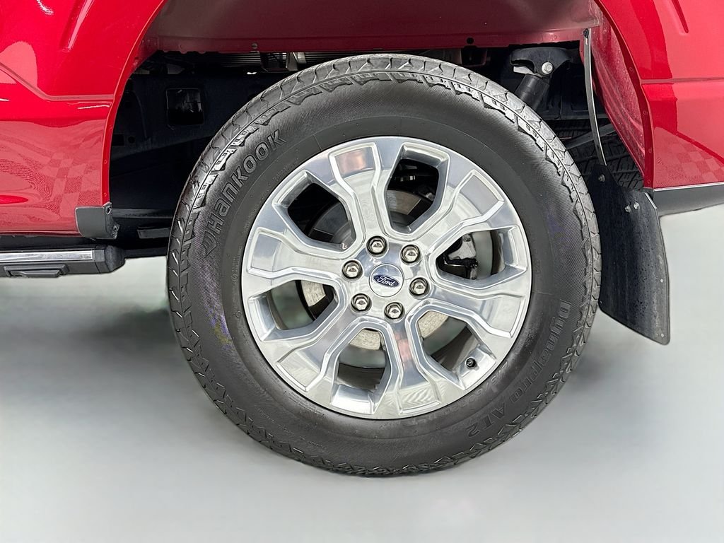 Used 2022 Red Ford Platinum image 33