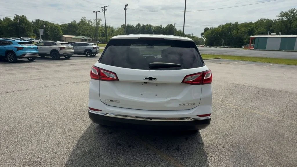 Used 2020 White Chevrolet LT image 7