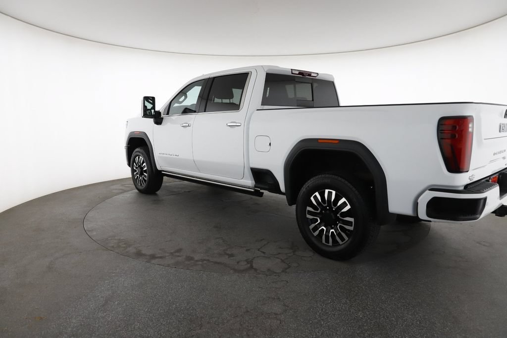 Used 2024 Summit White GMC Denali Ultimate image 9