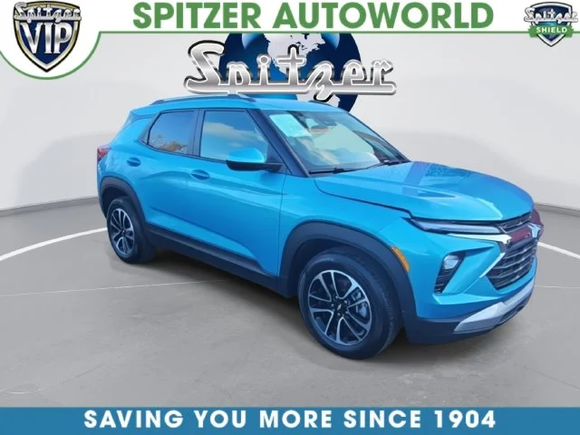 Used 2025 Blue Chevrolet LT image 3