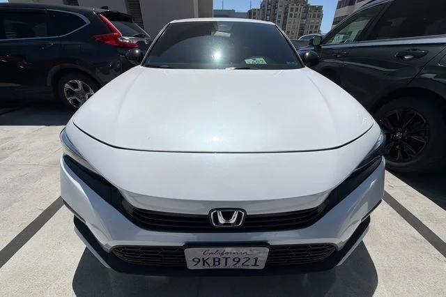 Certified Used 2023 Platinum White Pearl Honda Sport image 3