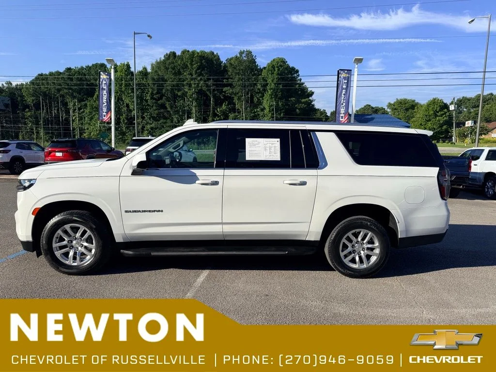 Used 2022 Summit White Chevrolet LT image 3