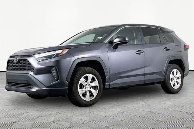 2024 Toyota RAV4 LE AWD's photo