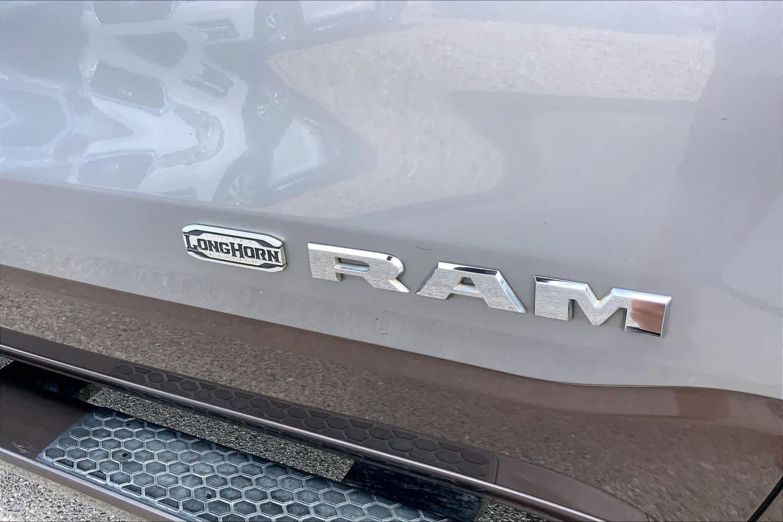 Certified Used 2021 Billet Silver Clearcoat Metallic Ram Longhorn image 30