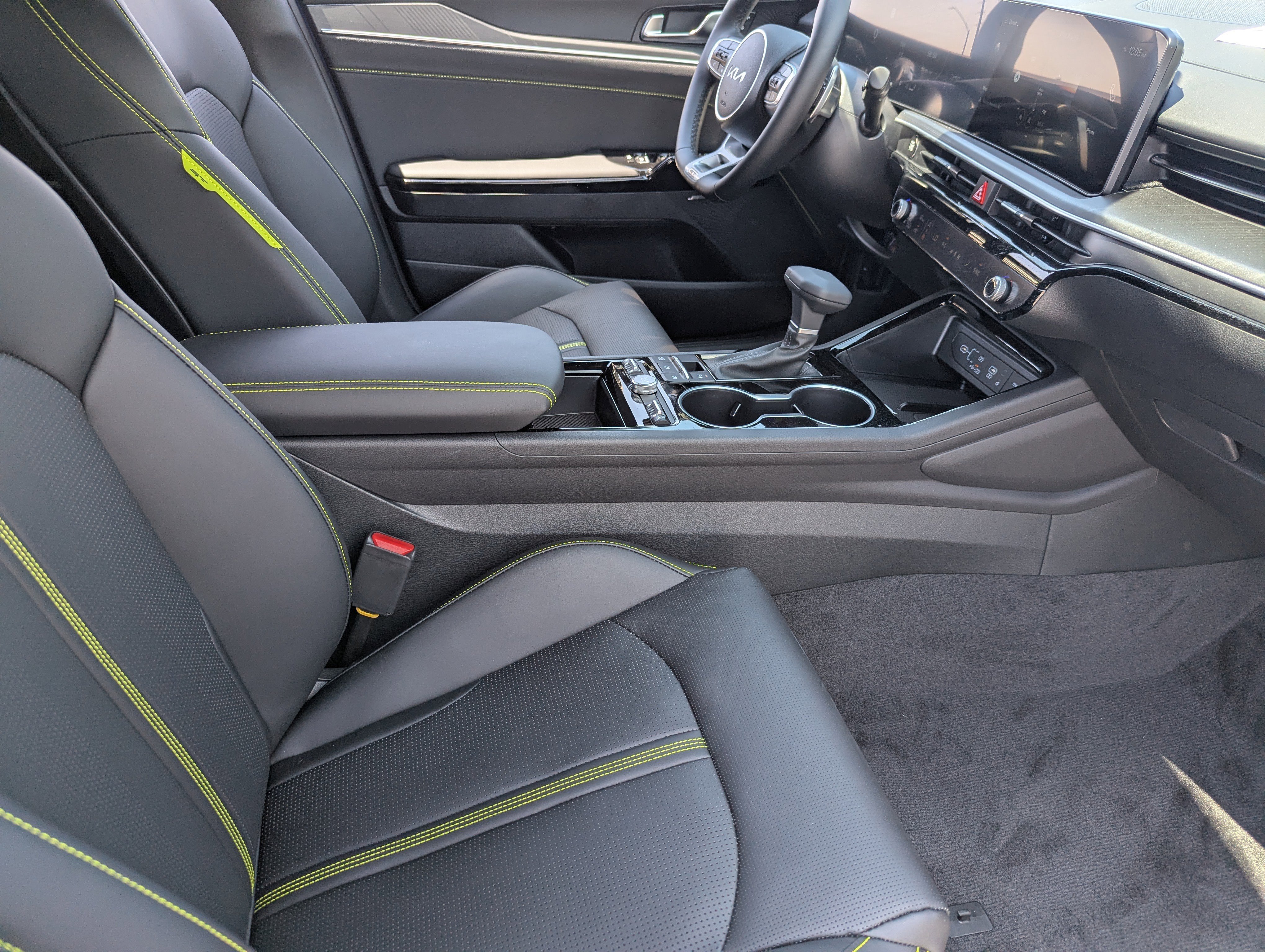 New 2026 Yacht Blue Kia GT image 10