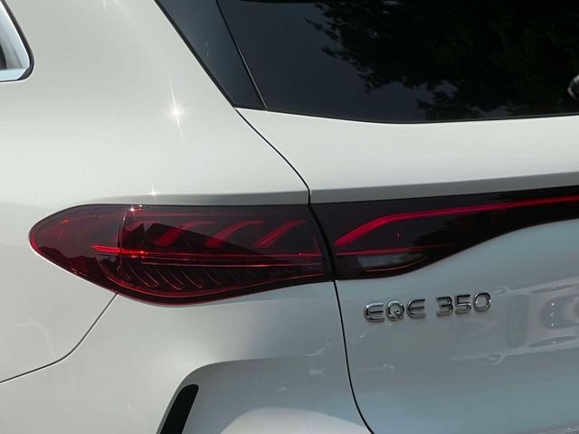 Certified Used 2025 White Mercedes-Benz 350 SUV image 10