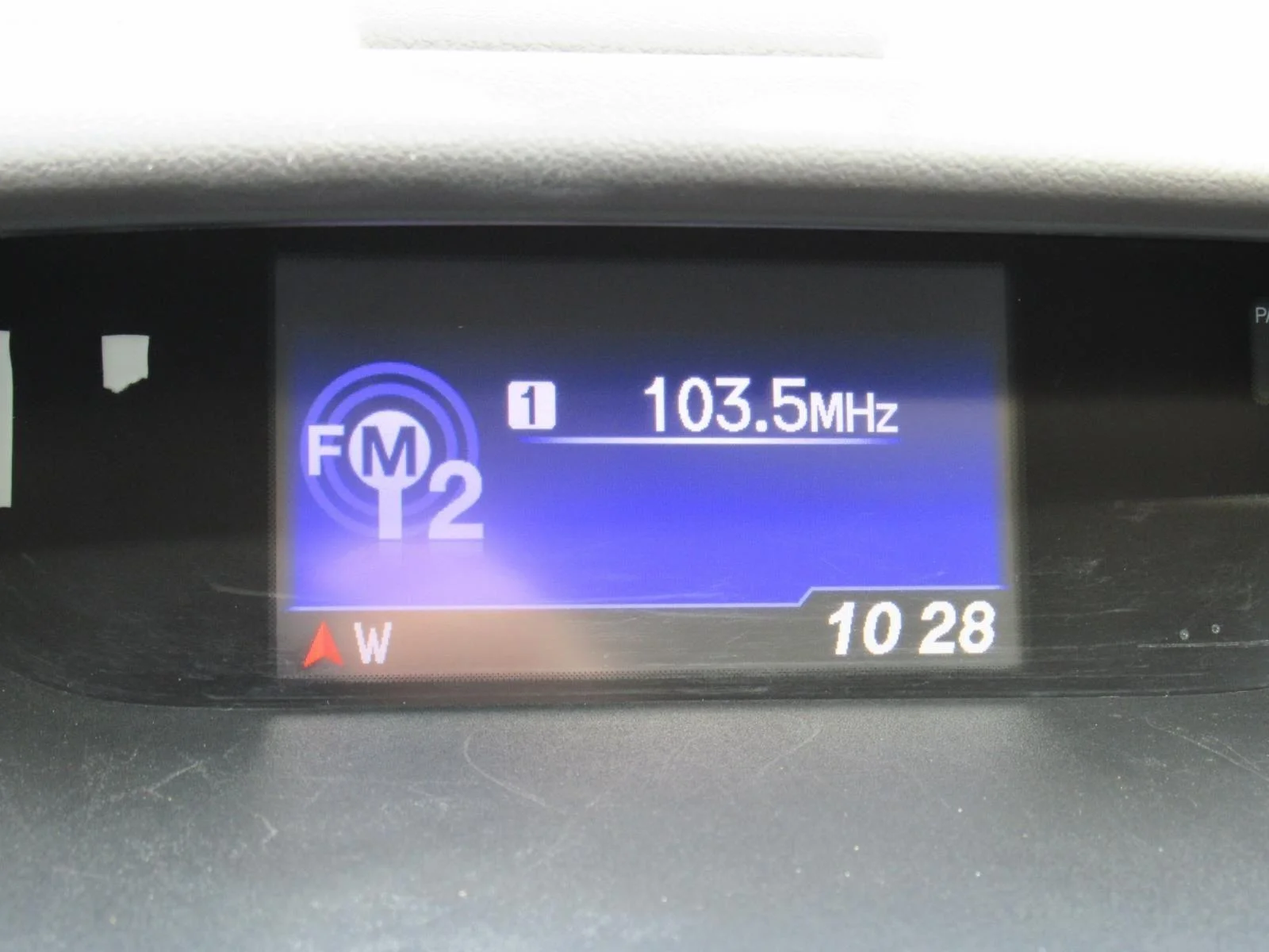 Used 2014 White Honda EX-L image 28